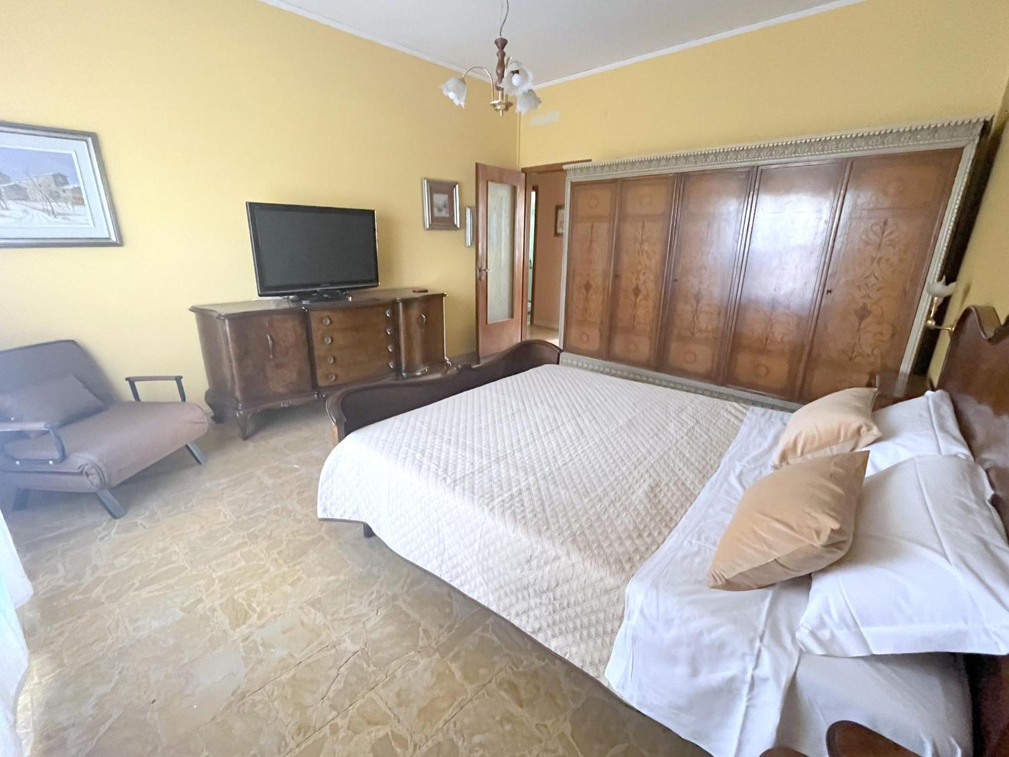 La Lirica Apartment *