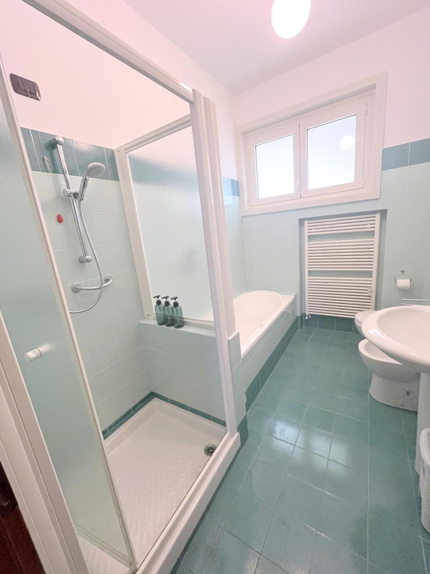 La Lirica Apartment *